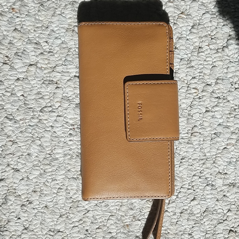 Fossil Wallet